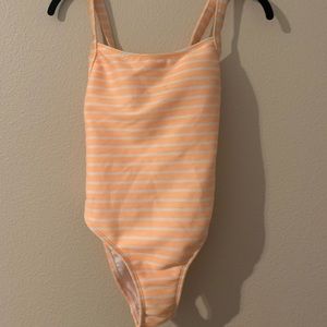 super cute one piece swimsuit never worn